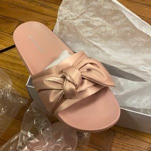 Steve madden slides